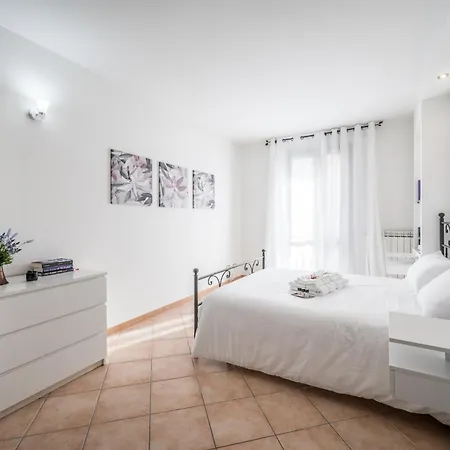 Casa Agostino Casa Con Giardino